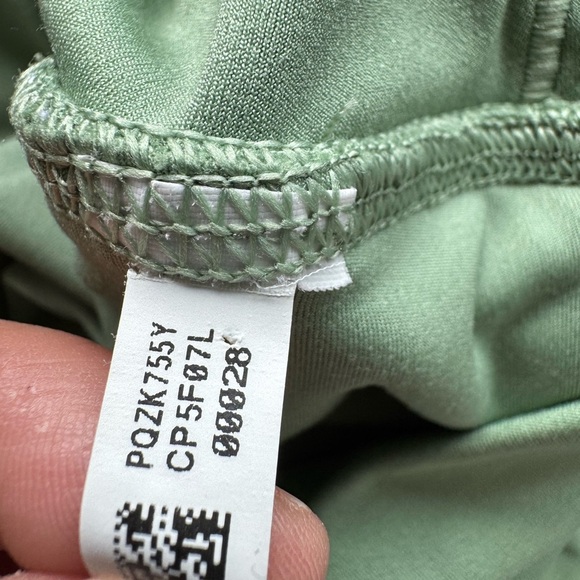 OFFLINE By Aerie Real Me Crossover Flowy Shorts Size Large - Picture 8 of 11